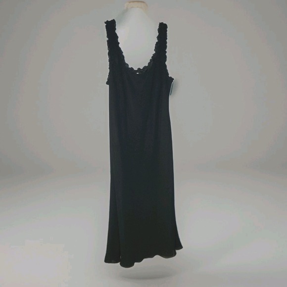 Liz Claiborne Dresses & Skirts - Liz Claiborne Little Black Dress‎ Sleeveless Fully Lined Black Size 12